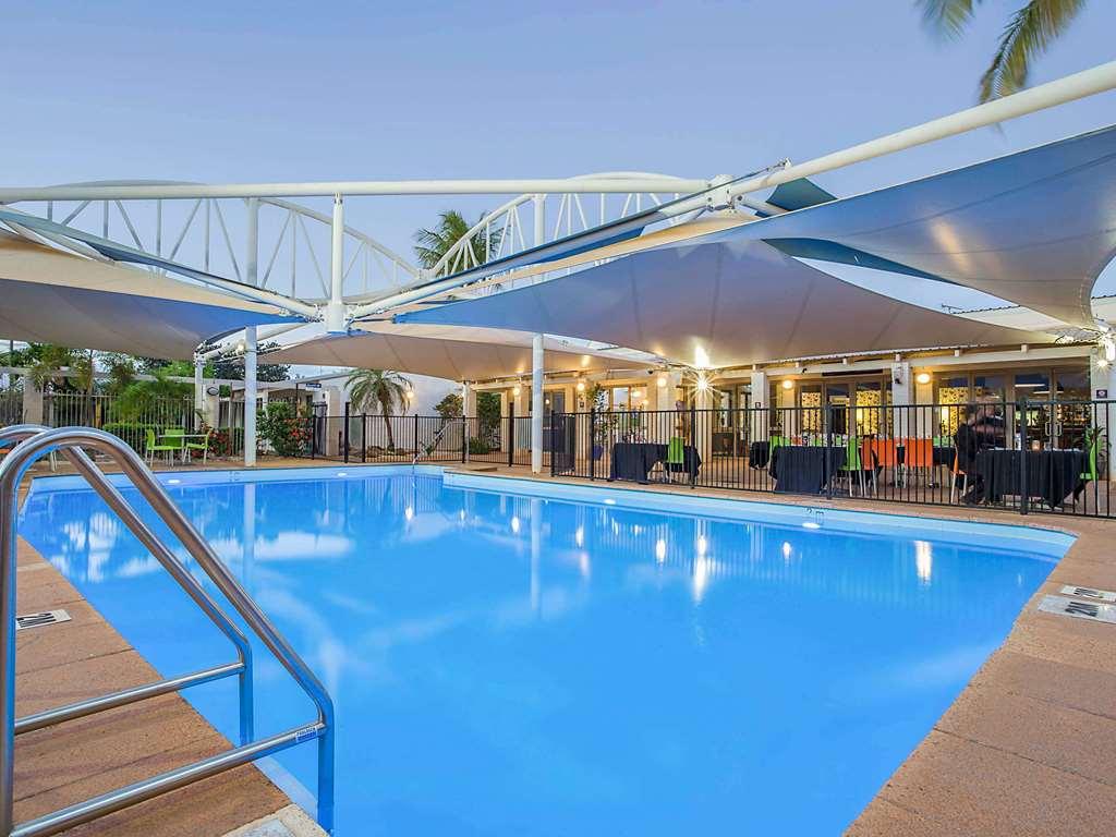 Ibis Styles Karratha Hotel Ресторант снимка