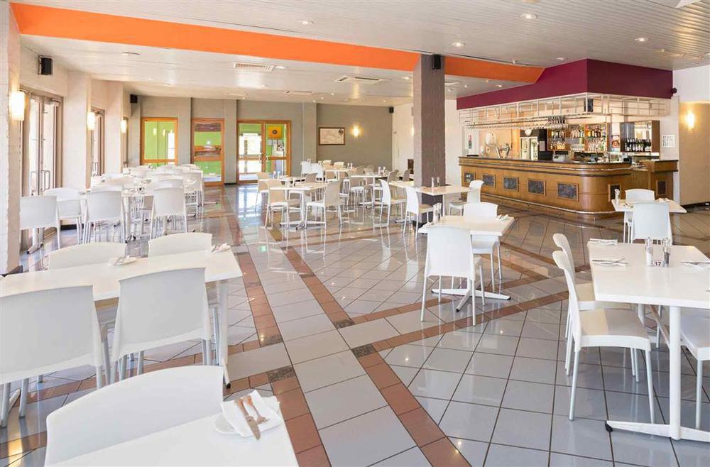 Ibis Styles Karratha Hotel Съоръжения снимка